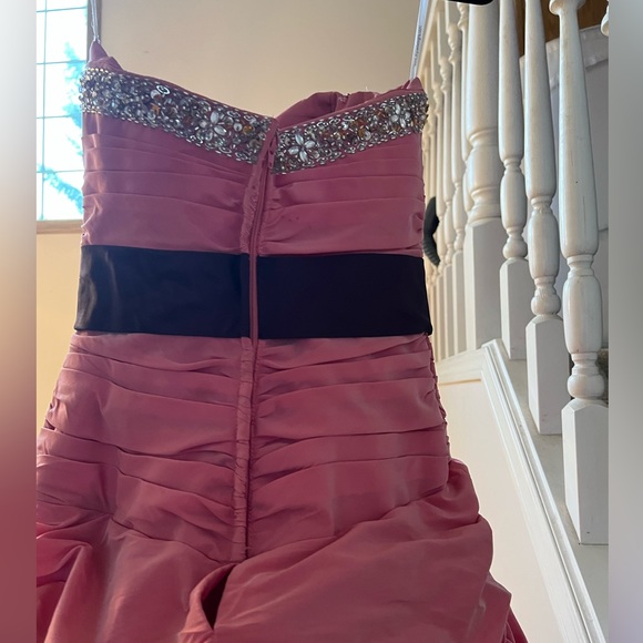 Only wore once size 2 - Picture 8 of 11